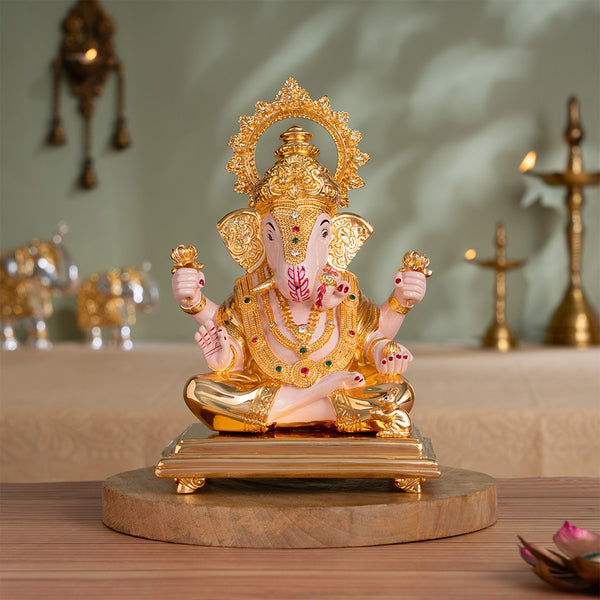 Dagdusheth Halwai Ganpati Murti 