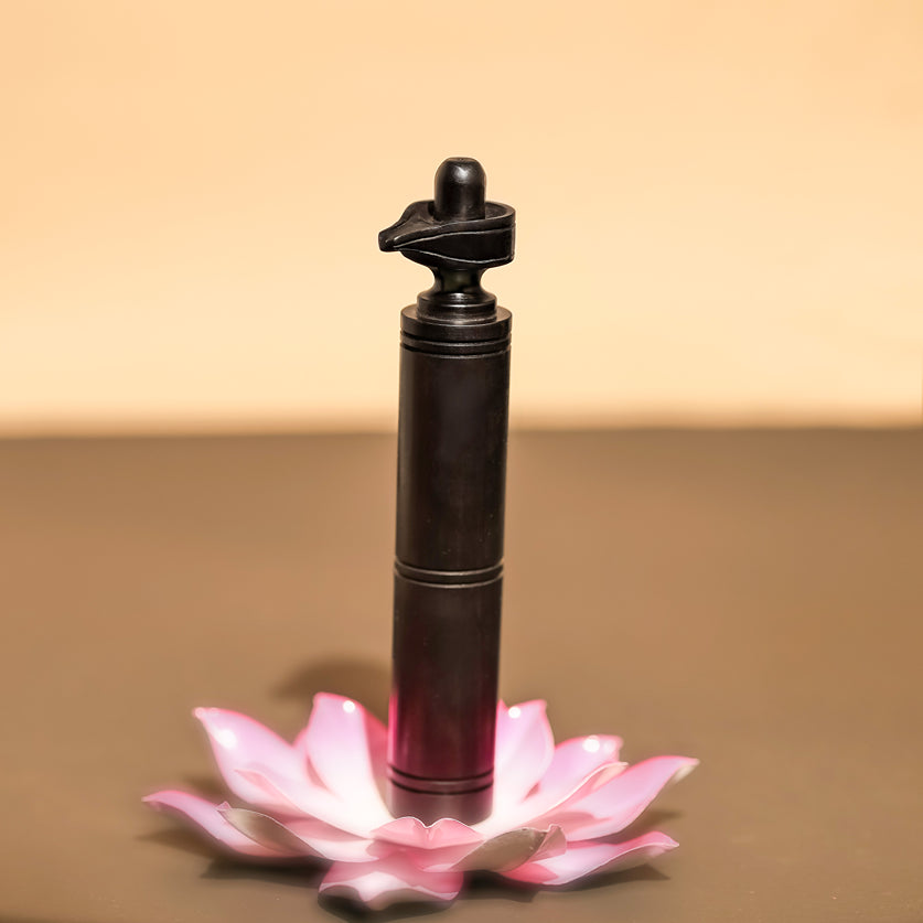 Karungali Kattai Shivling