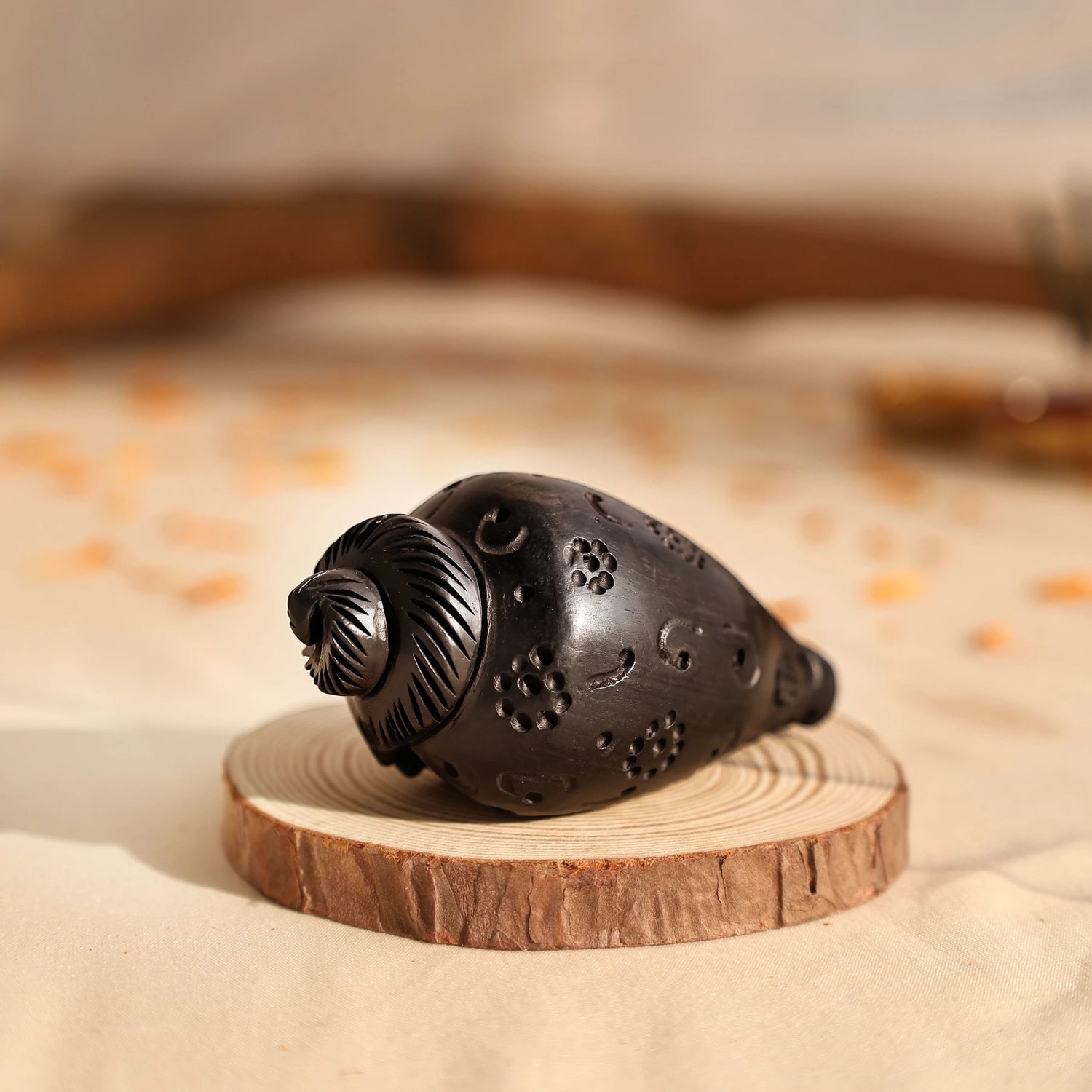 Divine Hindu Karungali Shankh For Pooja