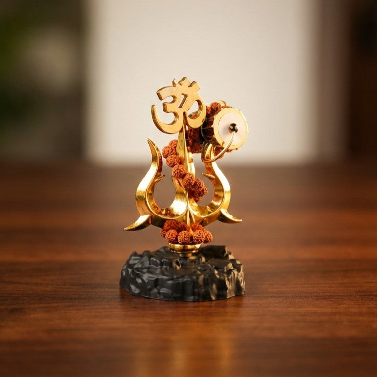Trishul Damroo with Original Rudraksha